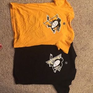 2 Pittsburgh penguins T-shirts